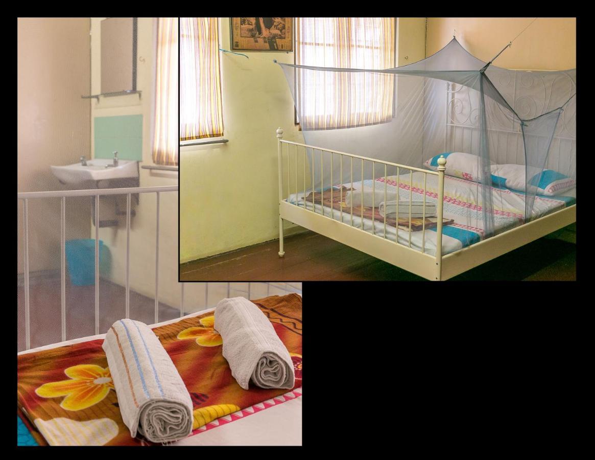 Voyage Home&Guesthouse Malacca Extérieur photo