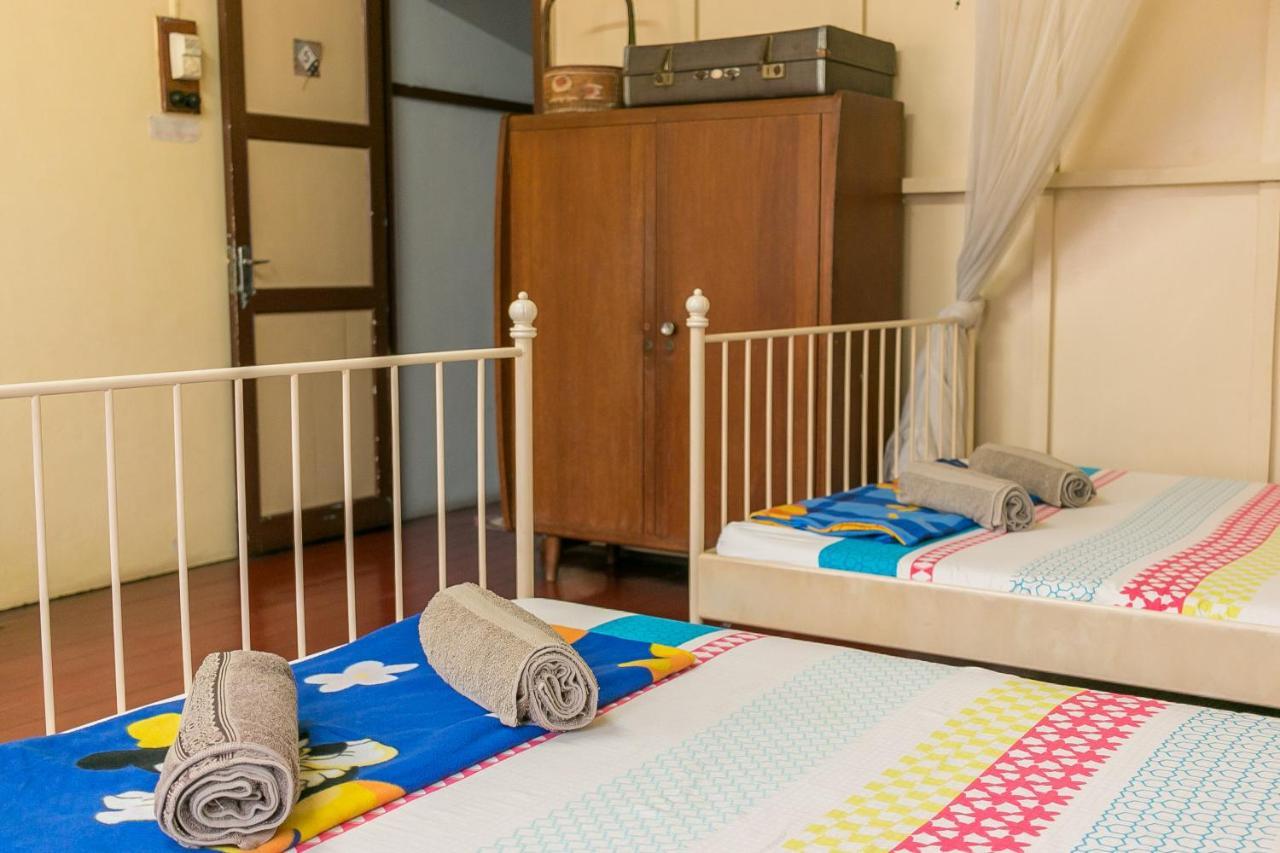 Voyage Home&Guesthouse Malacca Extérieur photo
