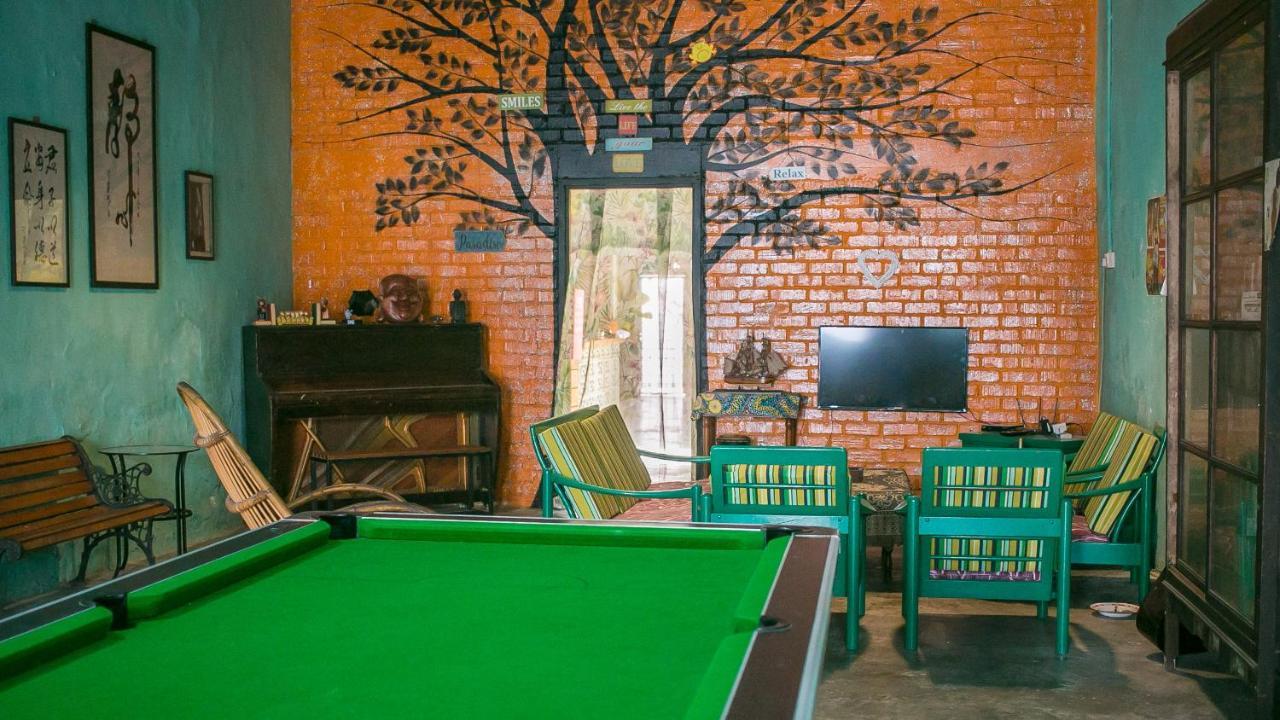 Voyage Home&Guesthouse Malacca Extérieur photo