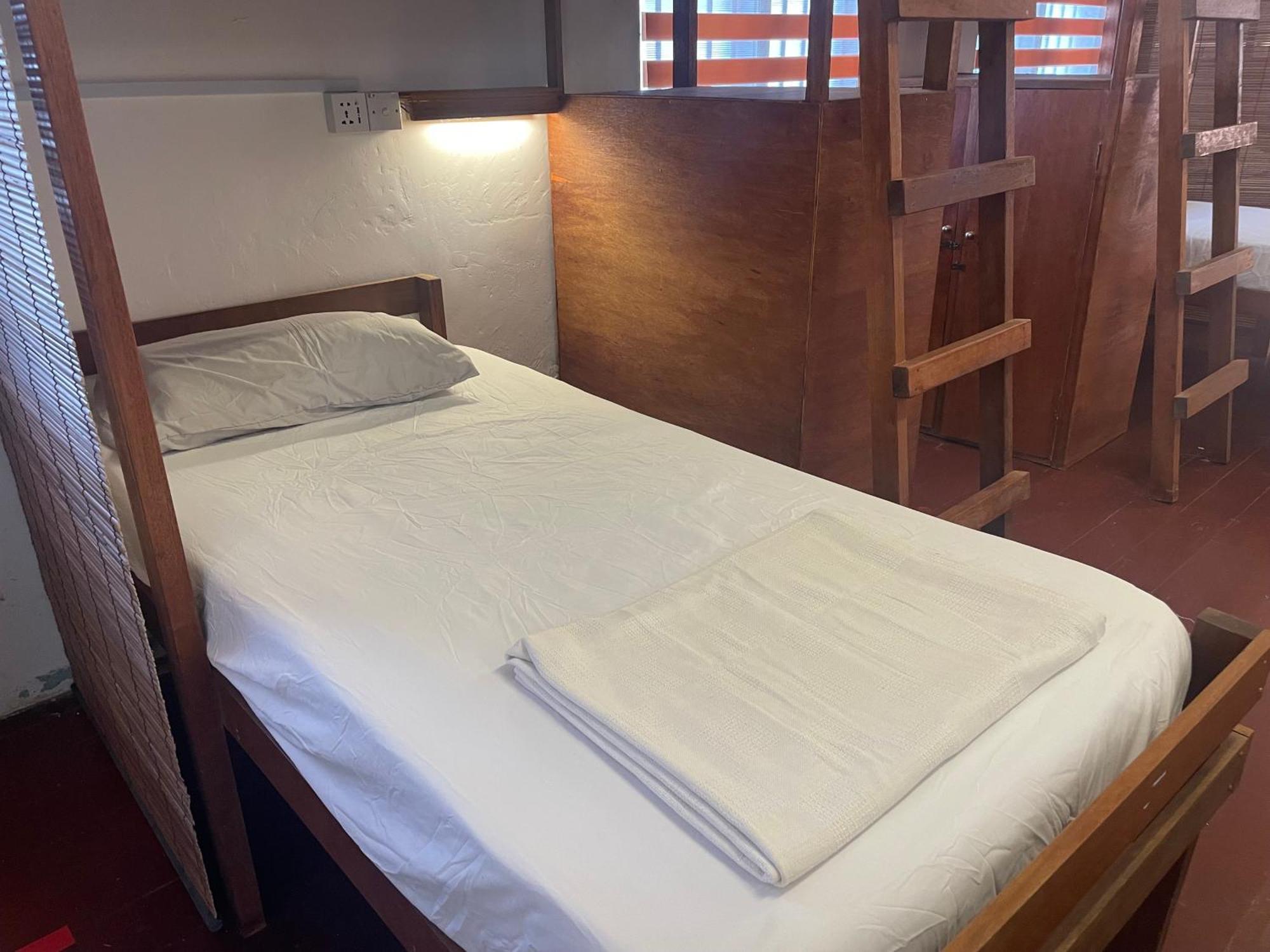 Voyage Home&Guesthouse Malacca Extérieur photo